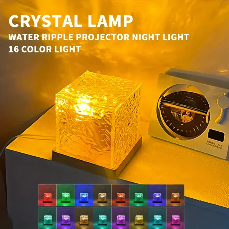 Lampe cube allumée en lumière orangée