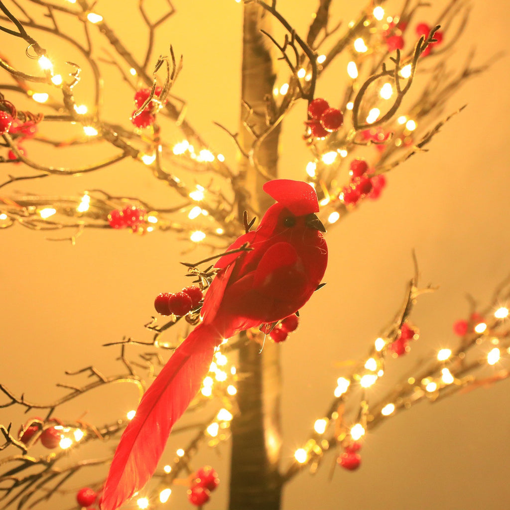 Détail des micro-LED et des baies rouges sur les branches