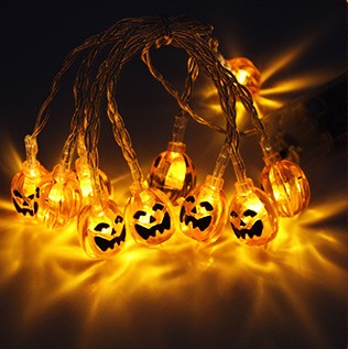 Guirlande de 10 petites citrouilles lumineuses